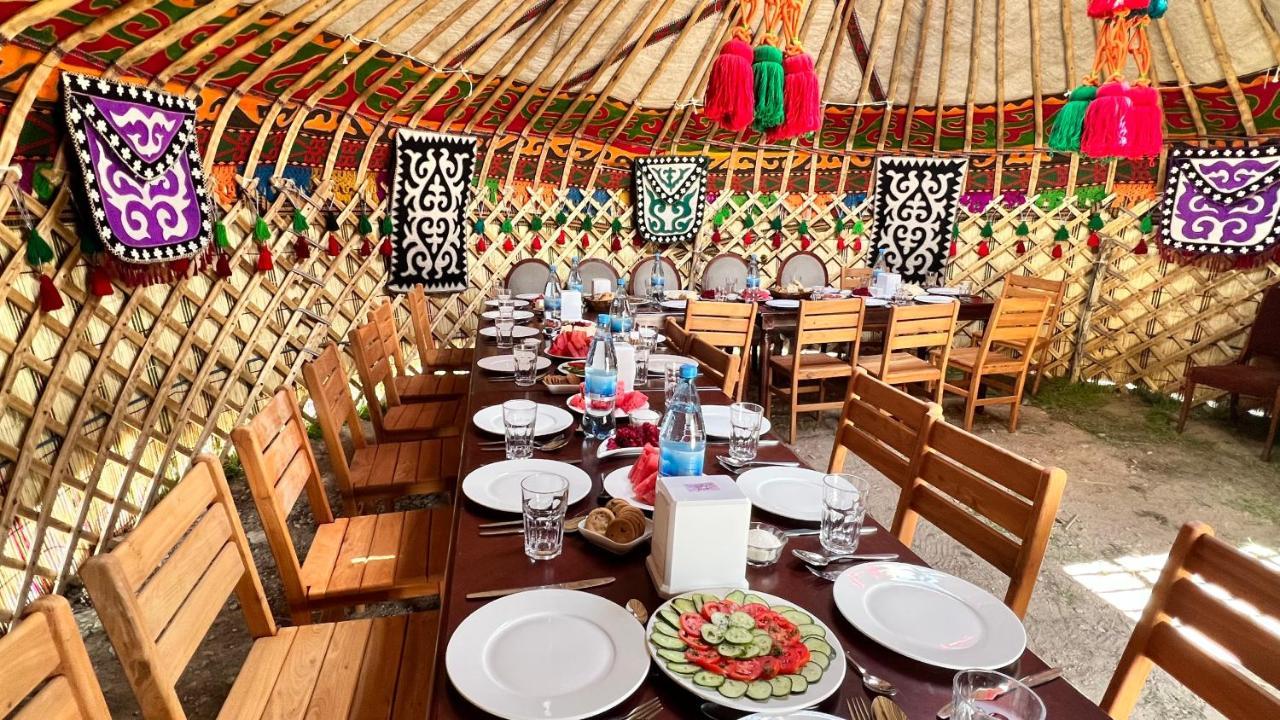 Kyzart Hotel & Horse Tours Bagysh Eksteriør billede
