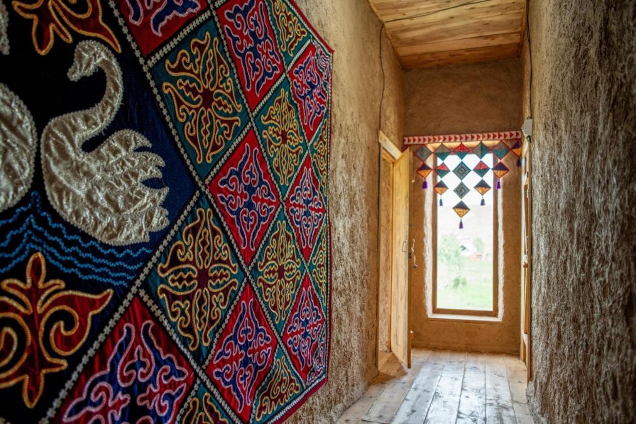 Kyzart Hotel & Horse Tours Bagysh Eksteriør billede