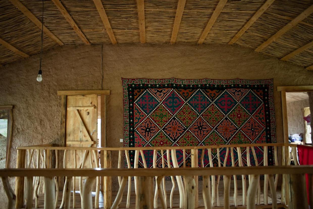 Kyzart Hotel & Horse Tours Bagysh Eksteriør billede